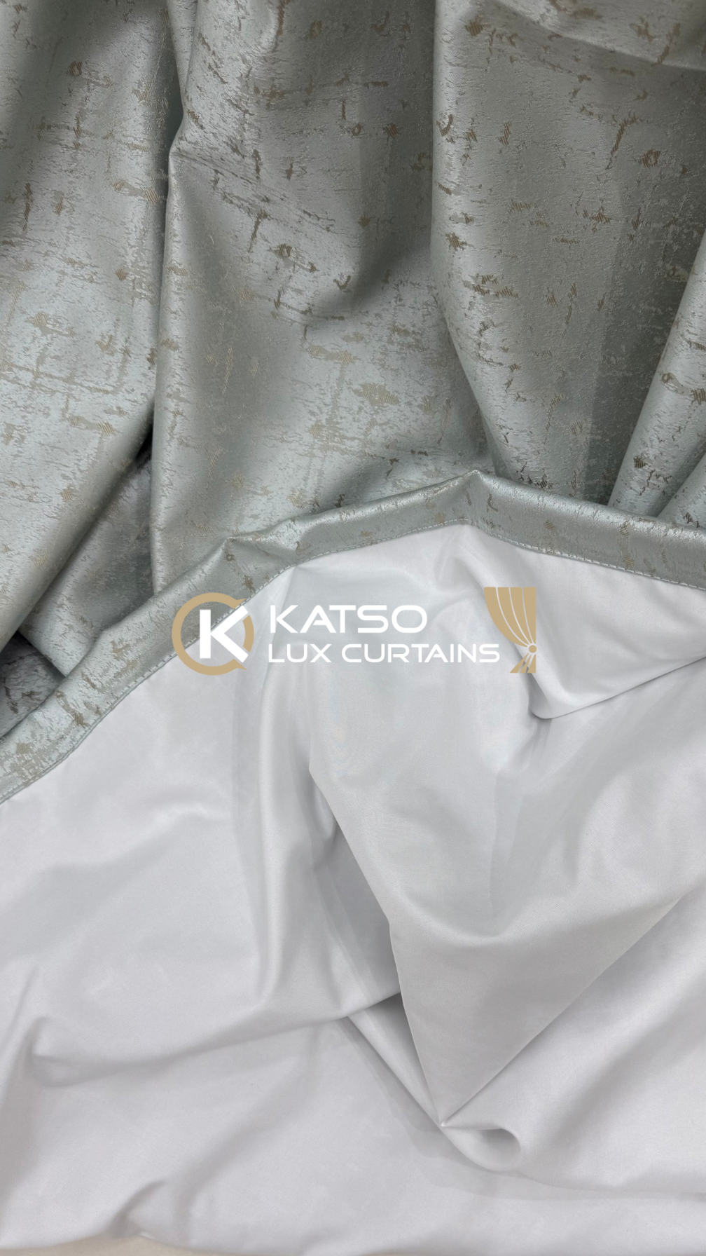 Front Curtain - Thatohatsi