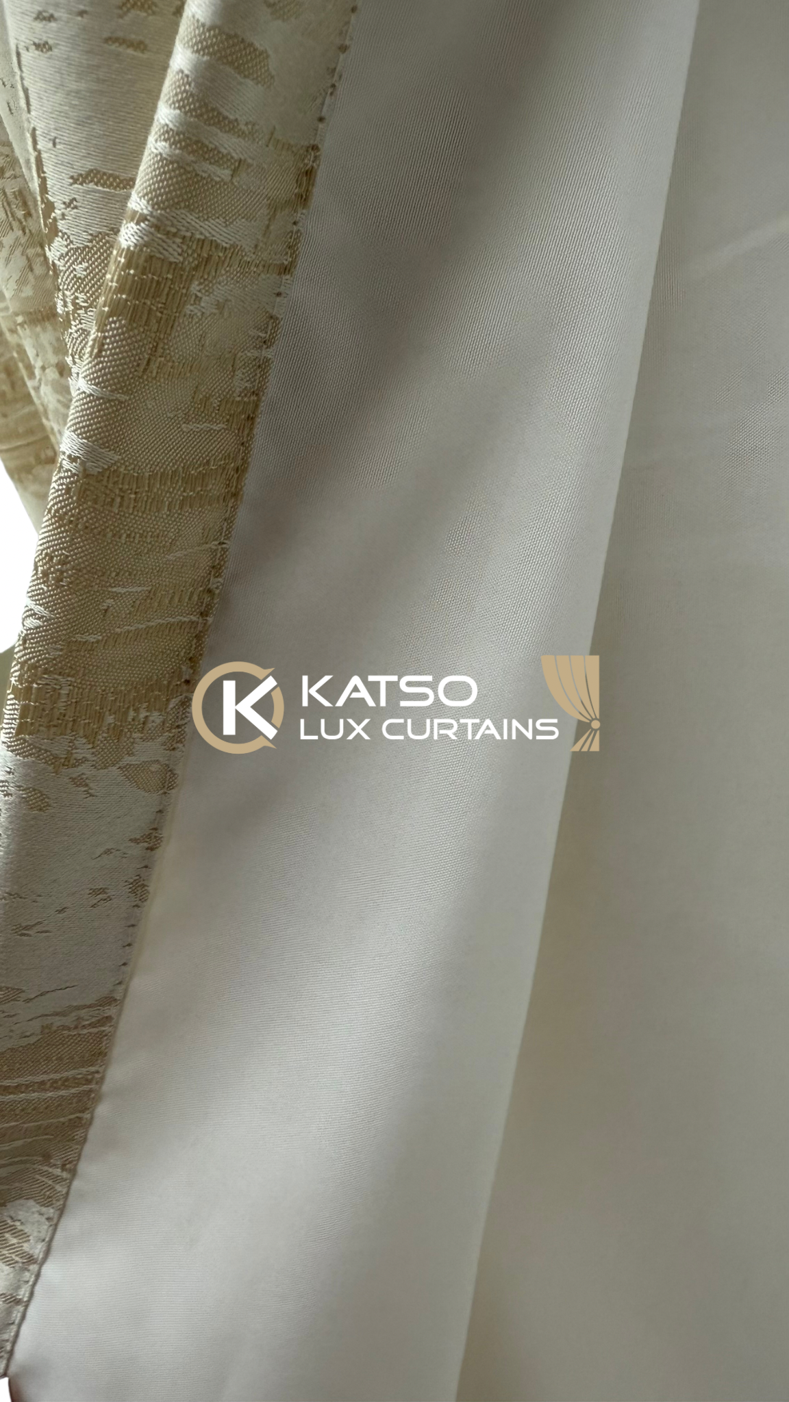 Front Curtain - Omar