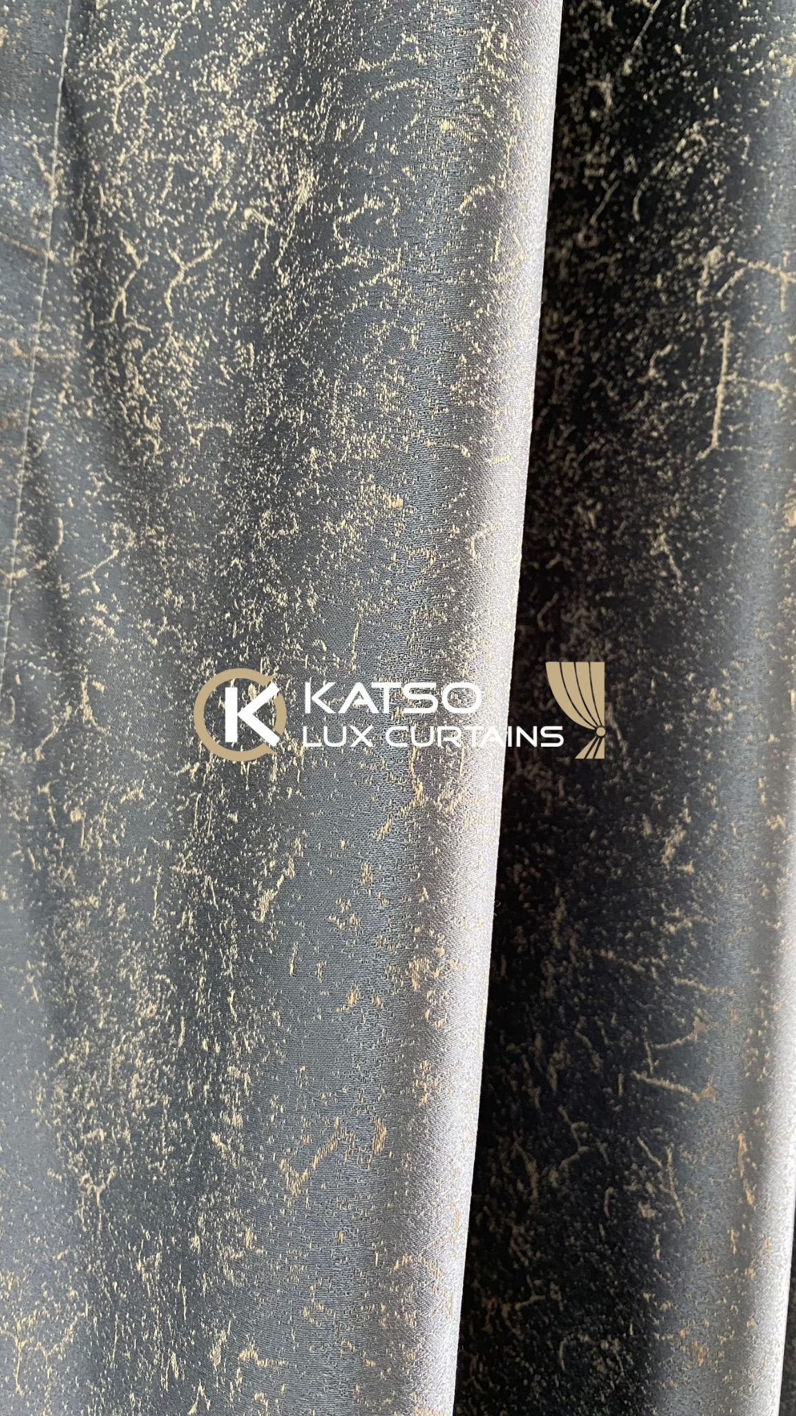 Leandri Made-to-Measure Curtain | Eyelet, Taped or Wave