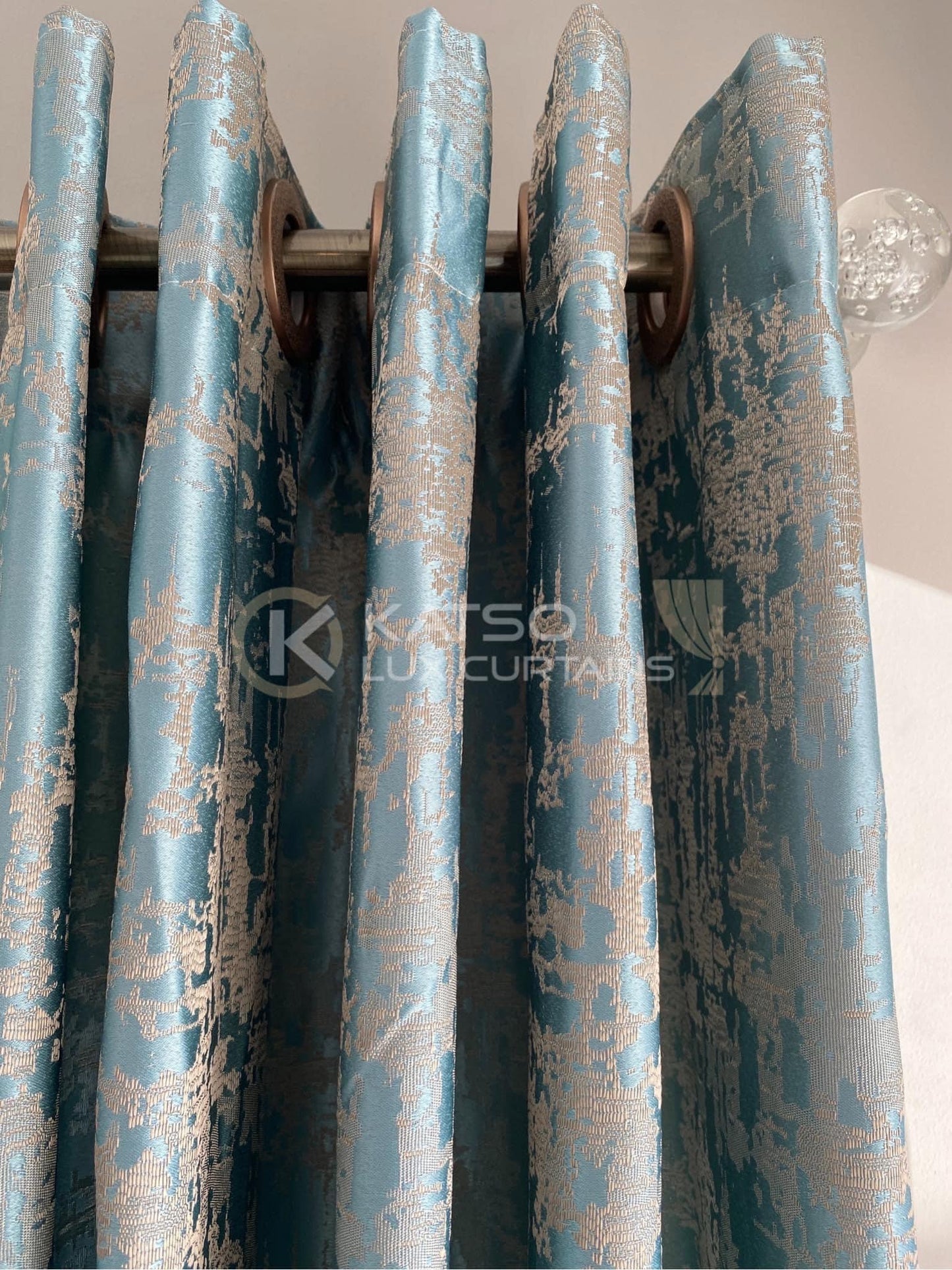 Front Curtain - Emerald