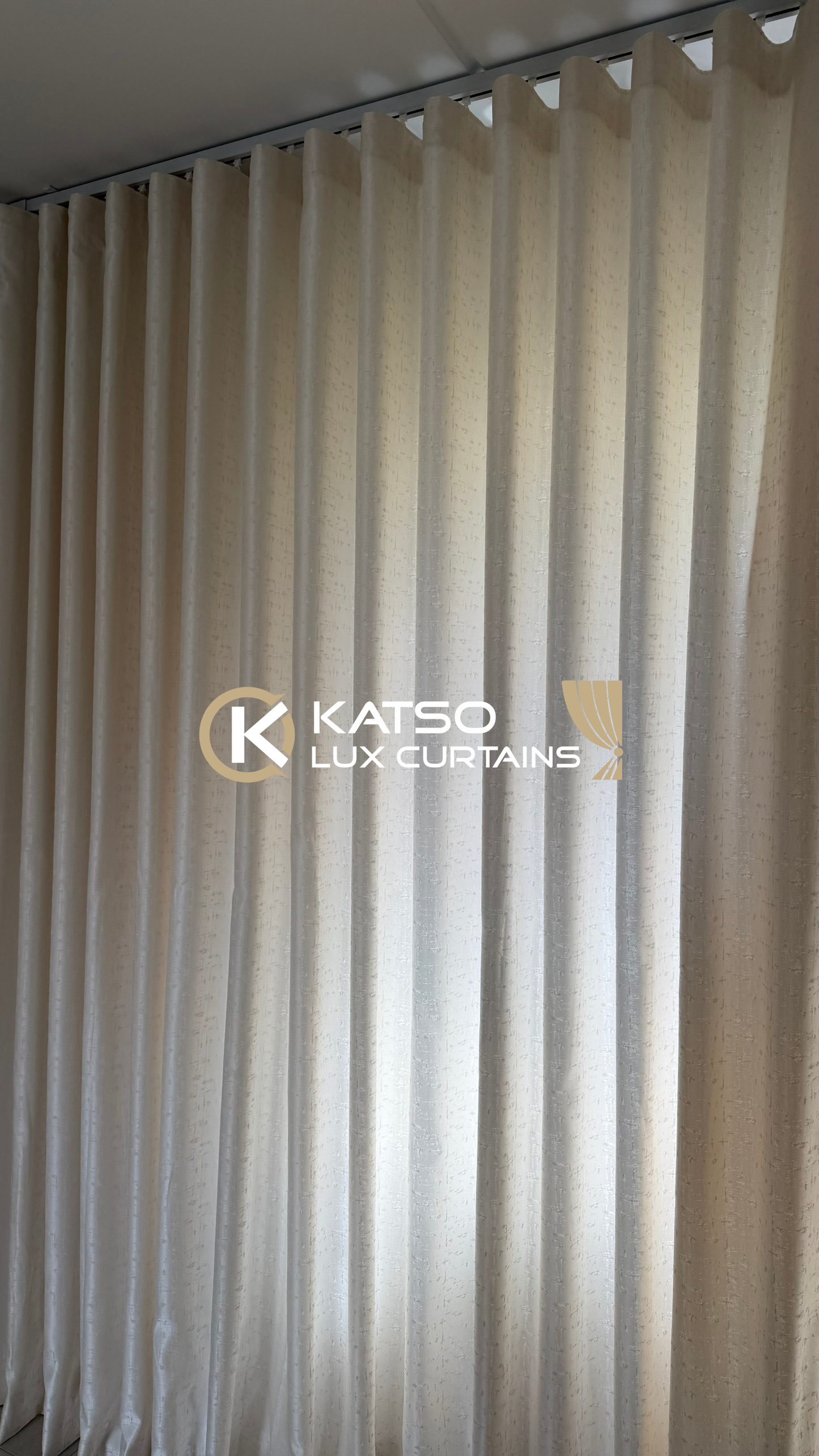 Front Curtain - Dibuseng