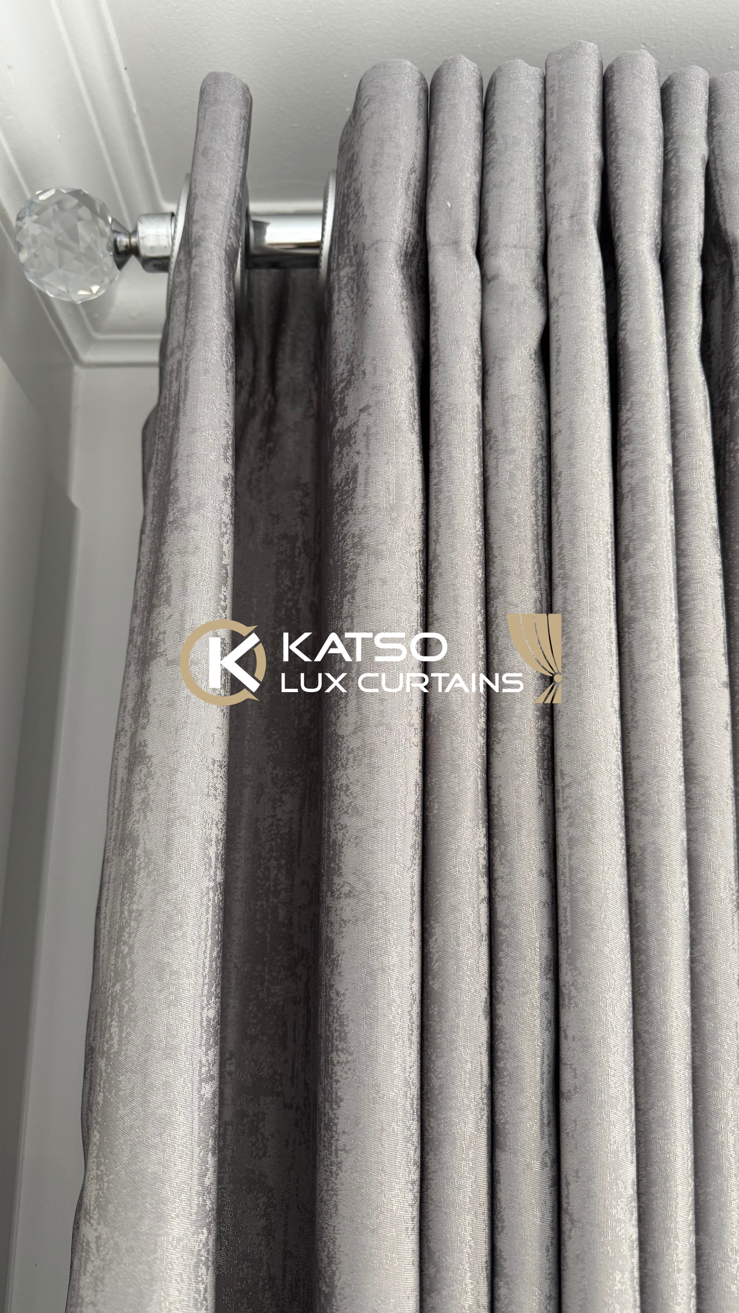 Front Curtain - Adelaide