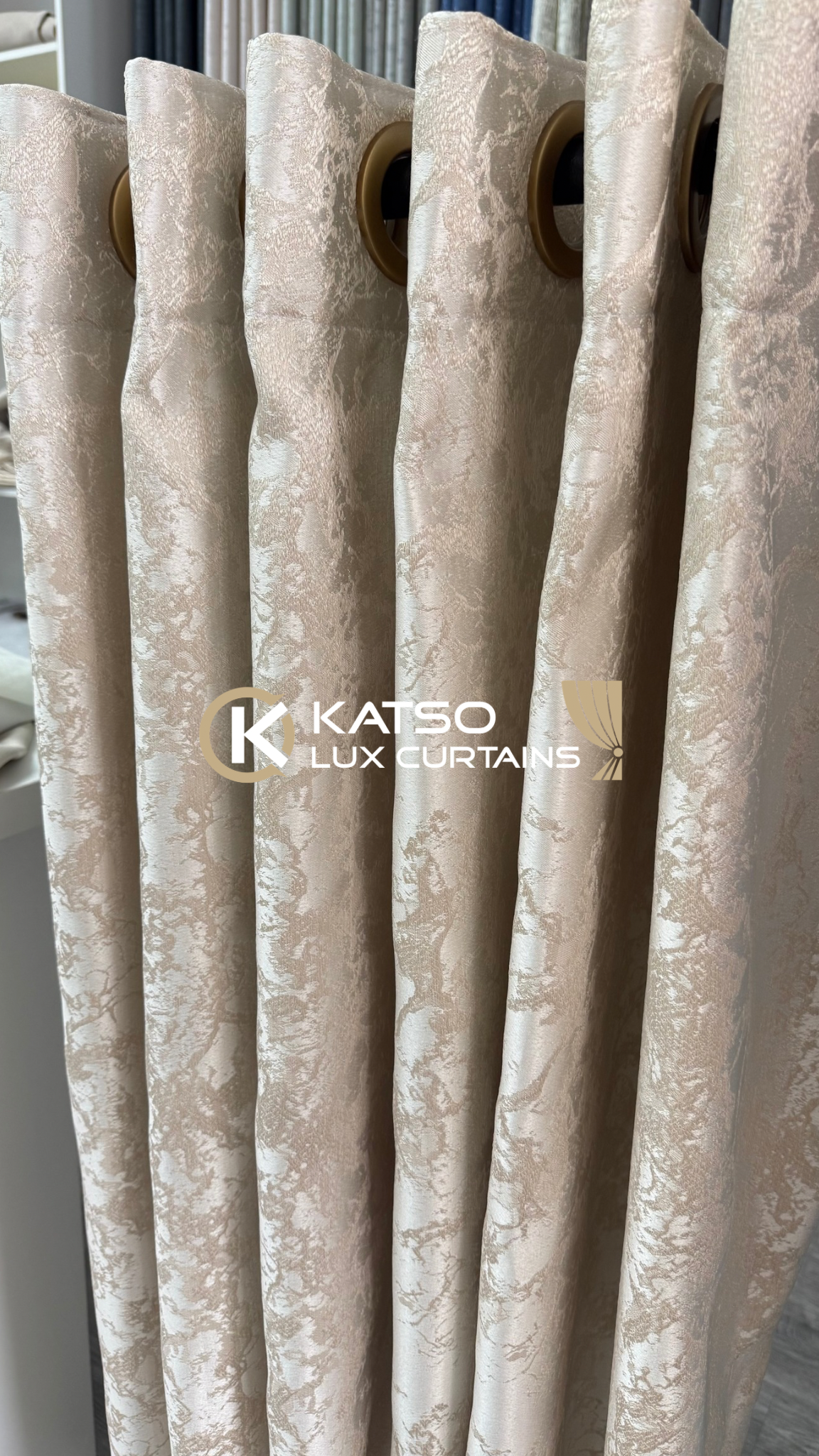 Front Curtain - Sunita