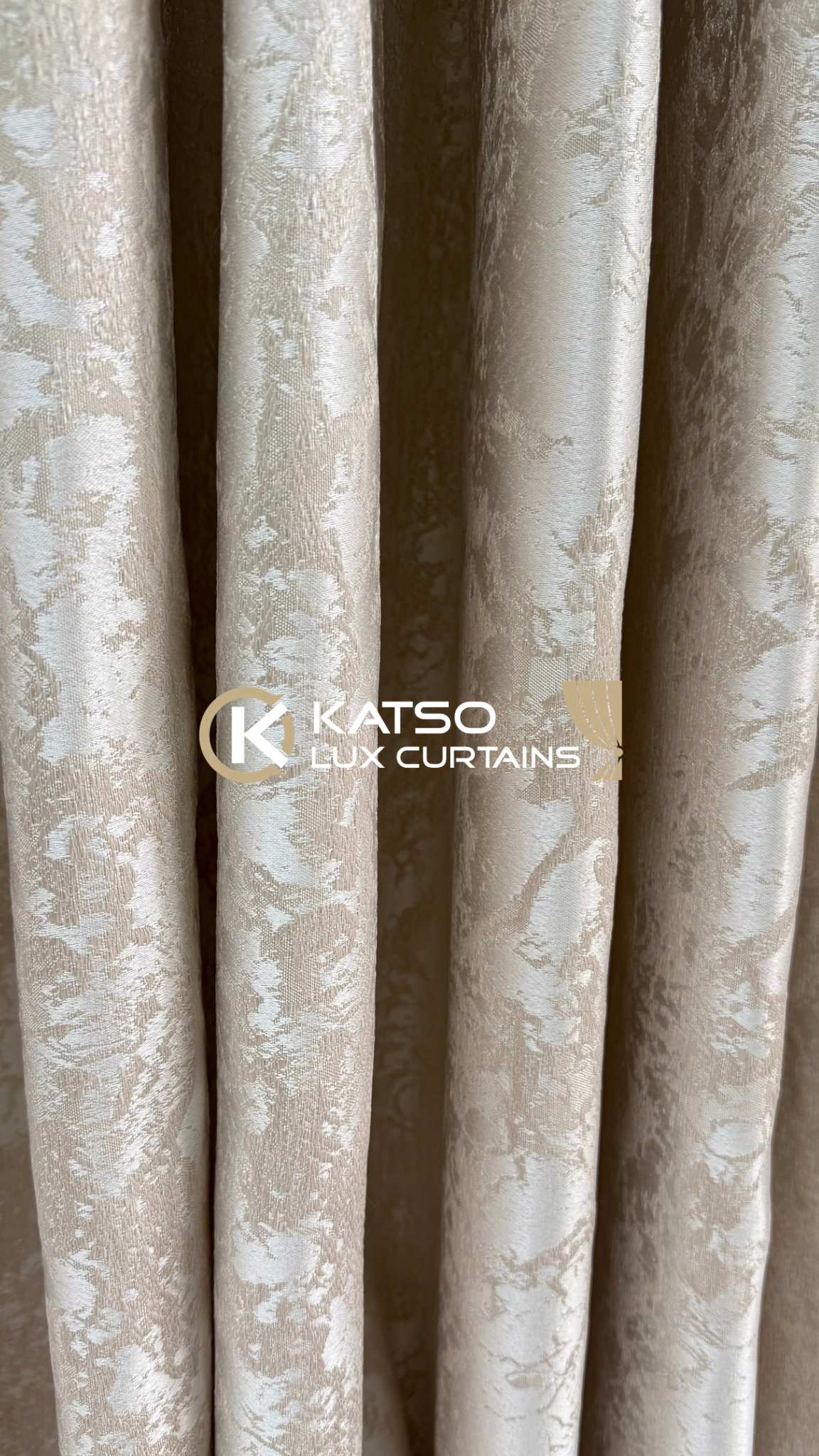Sunita Made-to-Measure Curtain, Soft Ivory Damask | Eyelet, Taped or Wave