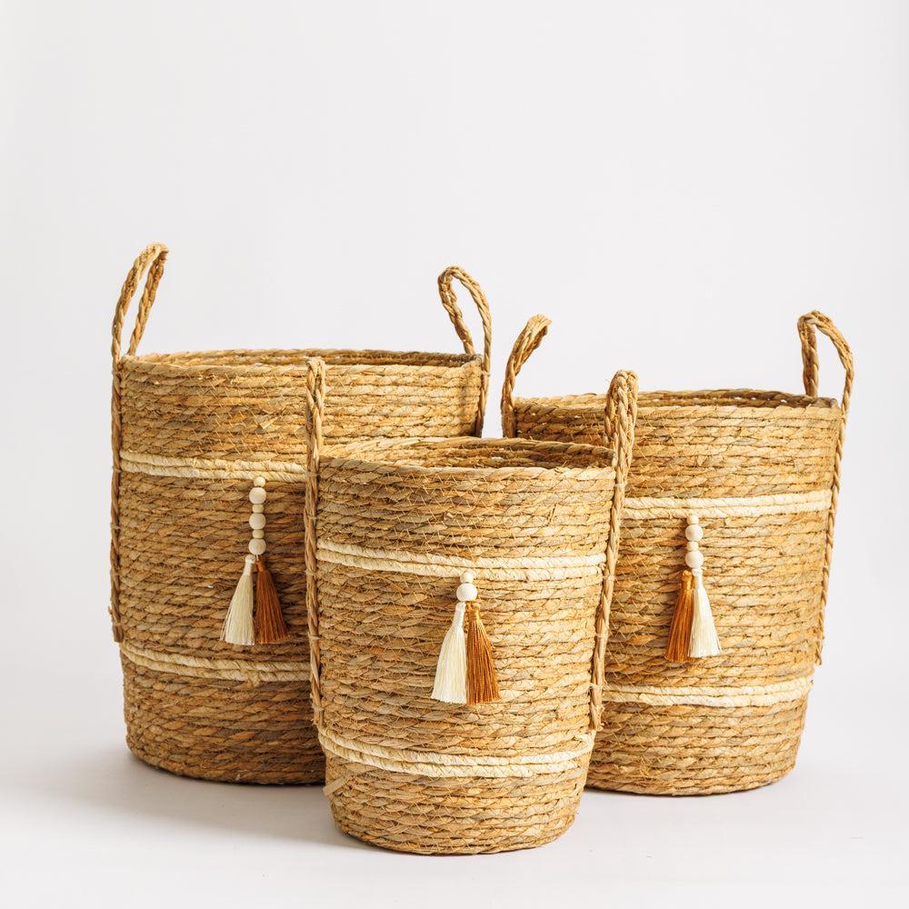 Home.Life Bulrush Maize Two Tone Tassel Basket Natural-Storage Baskets