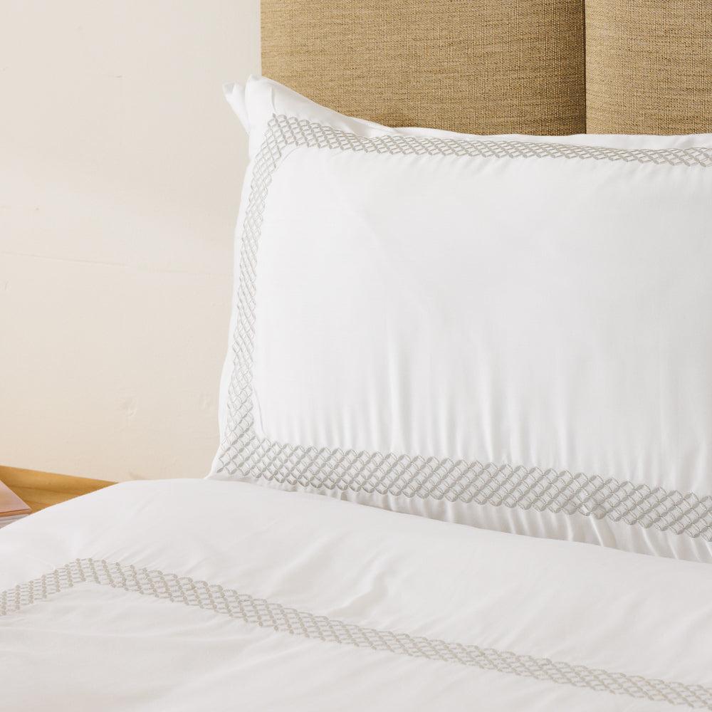 Whisper Soft Lattice 400 Thread Count 100% Cotton Embroidered Duvet Cover Set Silver on White-Duvet Cover Sets