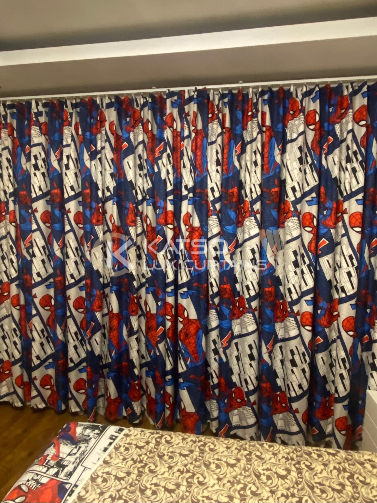 Front Kids Curtain