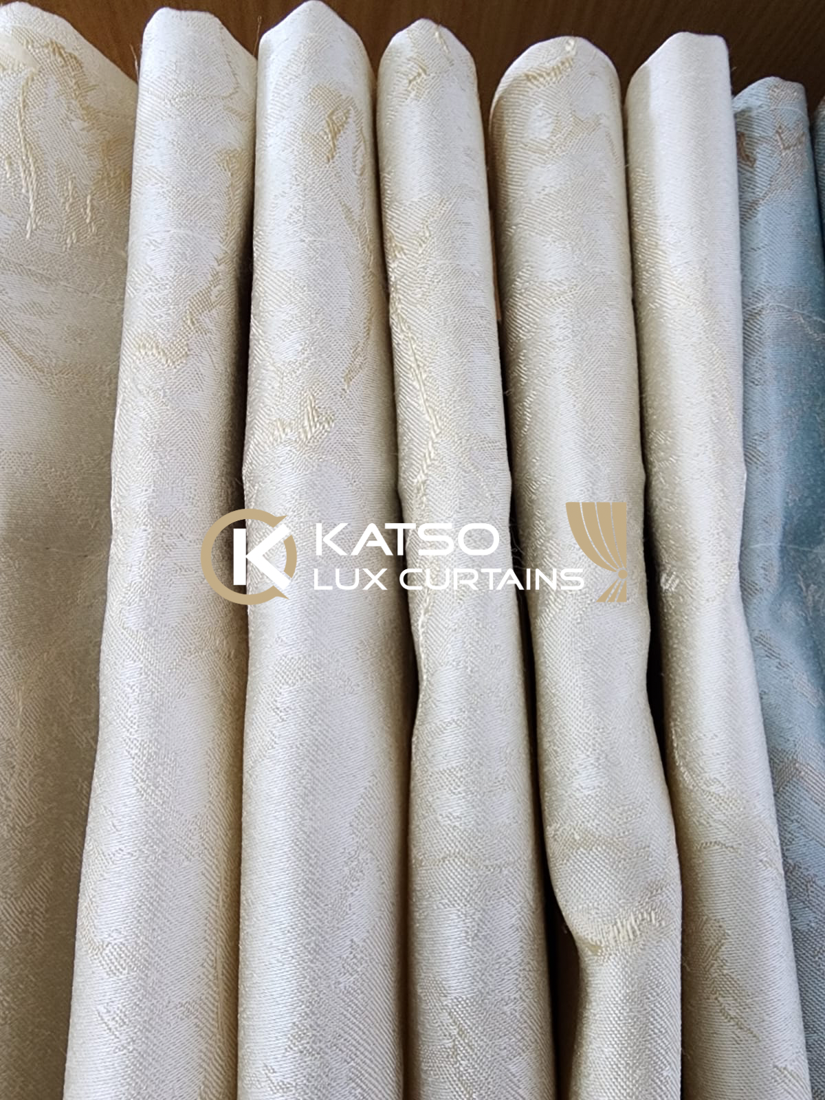 Front Curtain - Kaya